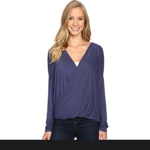 Prana cascade top small